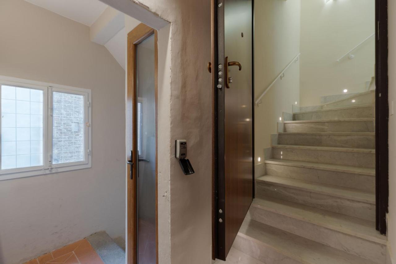 Borgo San Jacopo Penthouse By 360Rentals ฟลอเรนซ์ ภายนอก รูปภาพ